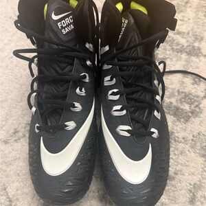 Nike Force Savage Pro Men's Football Cleat Brand New Never Been Worn